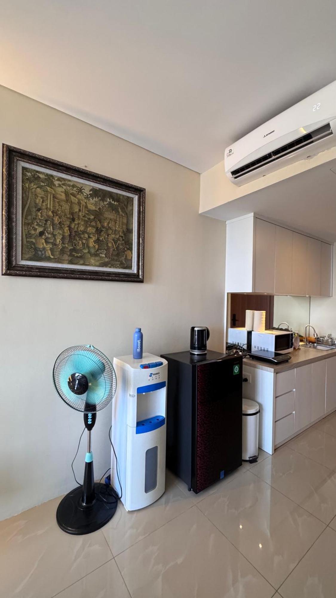 Nagoya Thamrin Apartment High Floor With View Exteriör bild